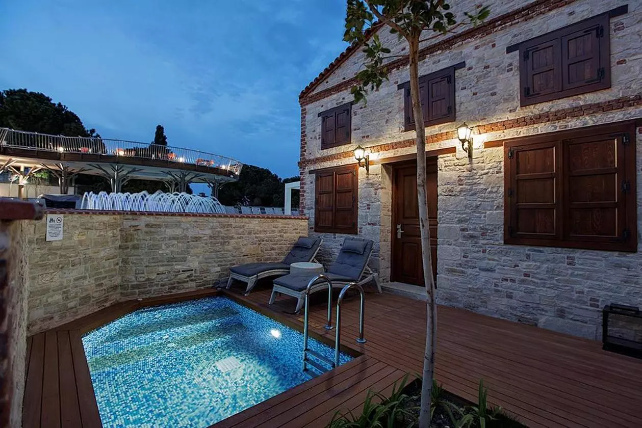 830872DOUBLETREEHILTON_SHABAVIZ (5).jpg